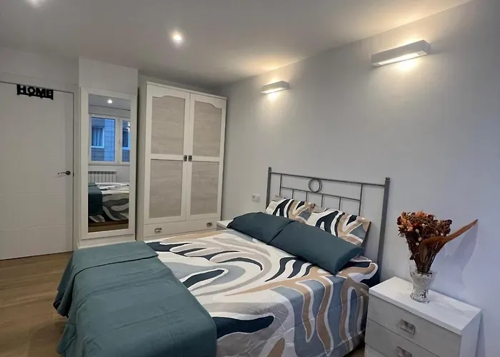 Playa San Lorenzo Апартаменты Хихон